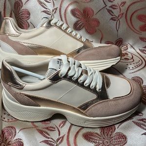 Coach Pale Blush C152 Tech Runner Tennis Shoes Women's Size